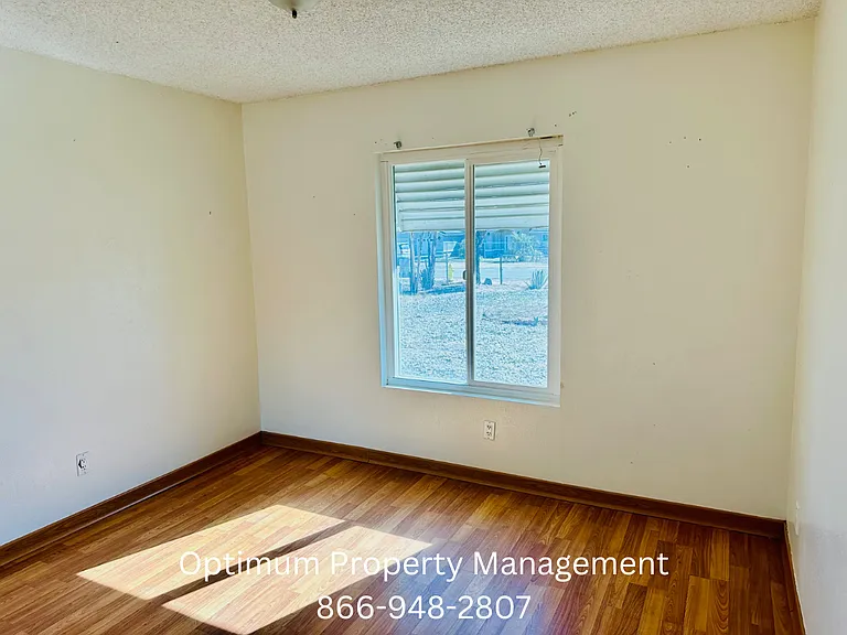 7578 Paisley Ave — Photo 47
