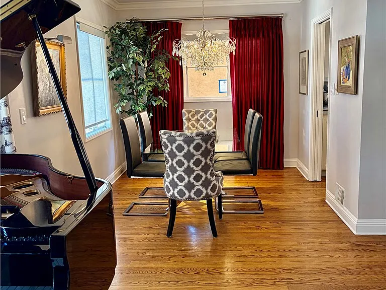 6 N Alboni Pl — Photo 5
