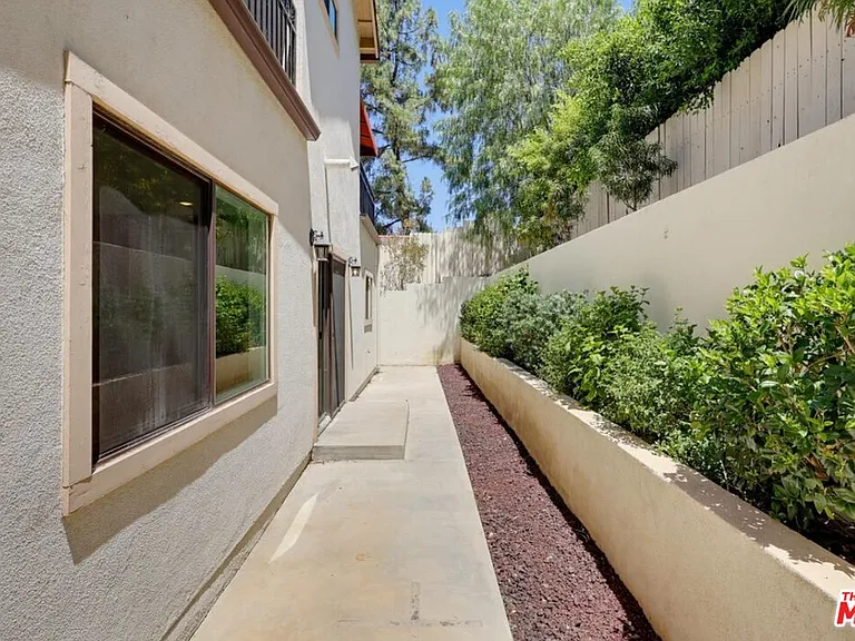 3528 Mesquite St — Photo 53
