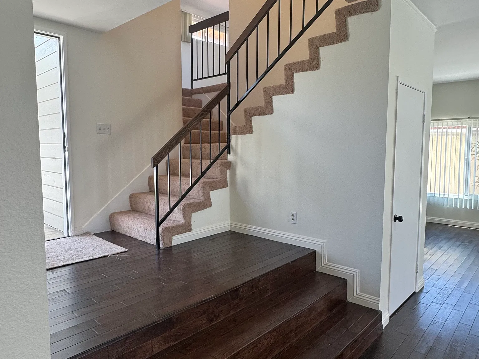 3 bed, 2.5 bath, 2010 sqft, $4,795 — Photo 4