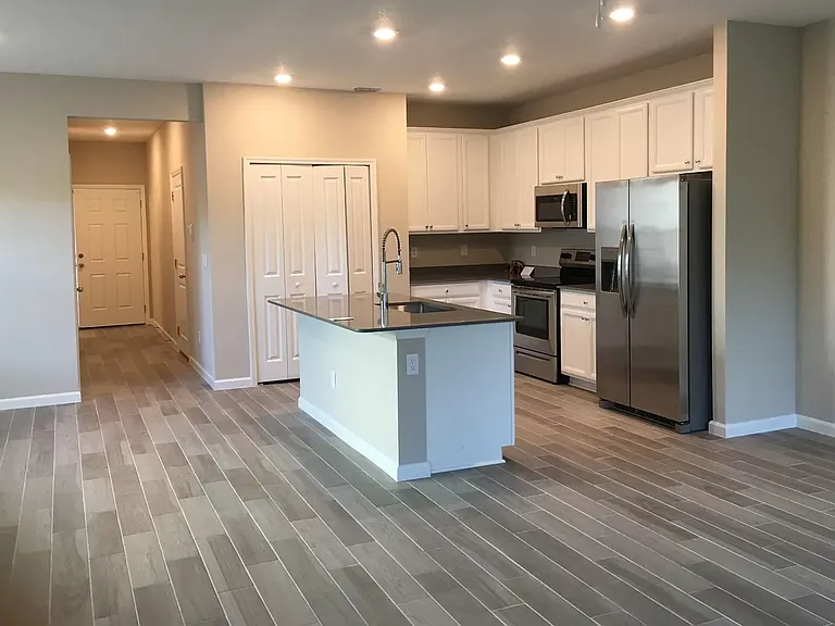 52 Viceroy Ct — Photo 2