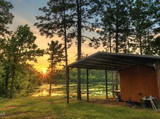 3 Guillen Dr, Poplarville, MS 39470
