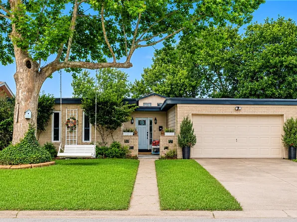 1809 Driftwood Ln, Galveston, TX 77551