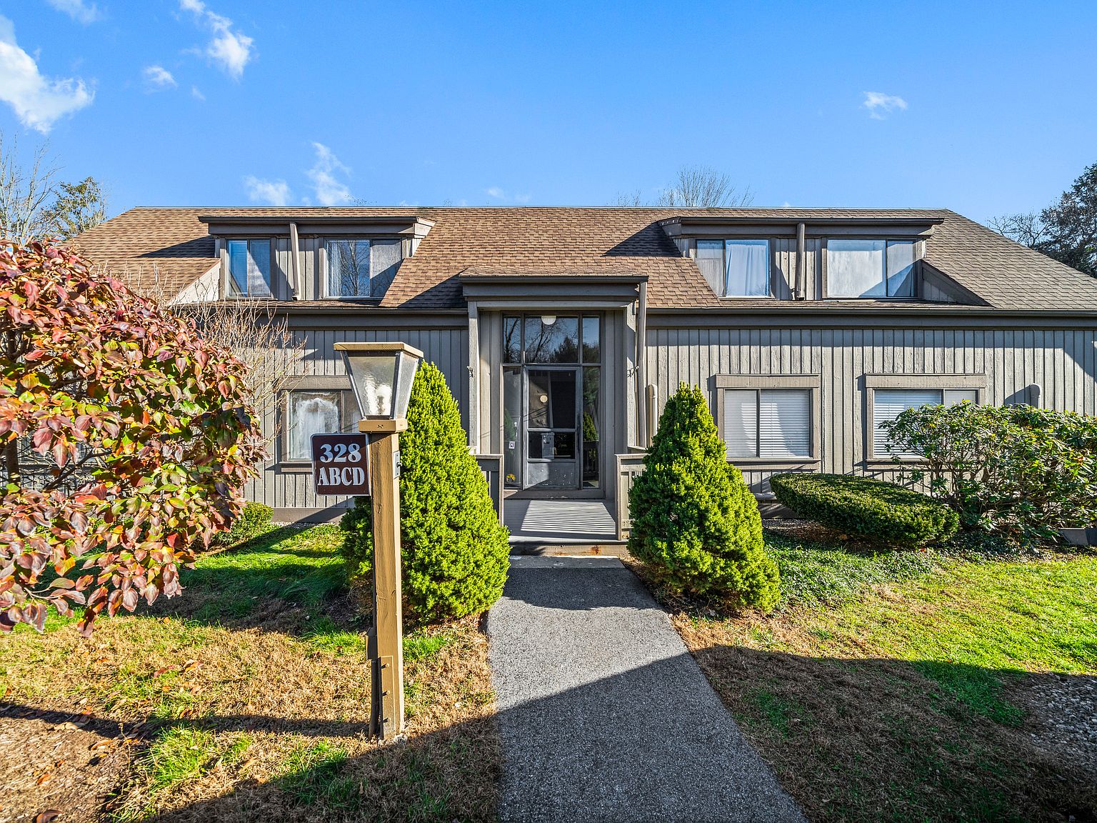 328 Heritage Village #A