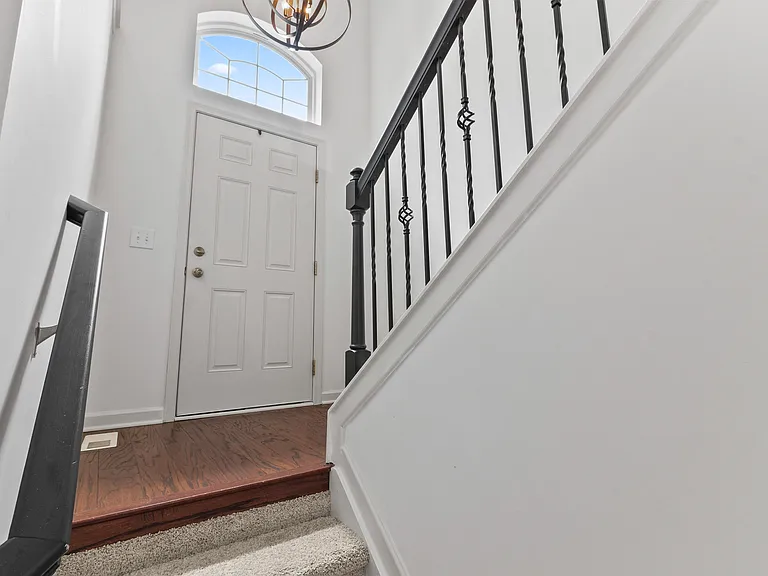 12683 White Chapel Cir — Photo 12