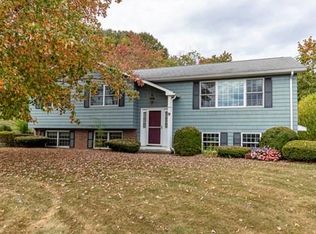 9 Sawmill Rd, Dudley, MA 01571