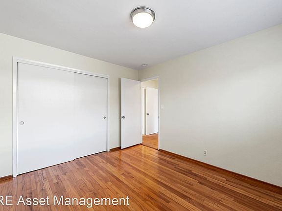 4th image of 161 Towne Ter APT 6