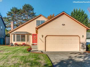 16850 NW Meadowgrass Ct, Beaverton, OR 97006