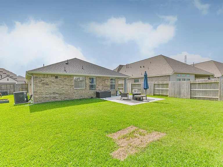 20107 Percheron Park Ln — Photo 33