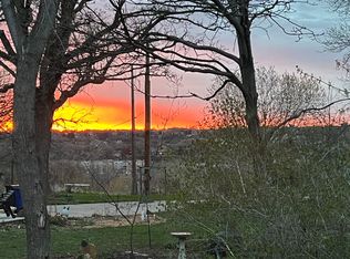 376 Hall Ave #2, Saint Paul, MN 55107