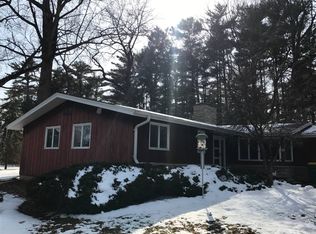 1683 Forest Glen Dr., Green Bay, WI 54304