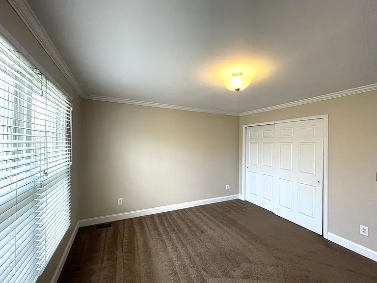 4823 Vista Ridge Dr — Photo 17