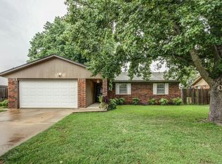 4920 Bermuda Ave, Sand Springs, OK 74063