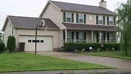 1st image of 811 Chancery Ln