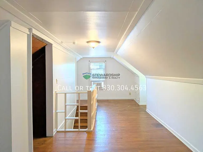 1512 Forest Ave SE — Photo 10