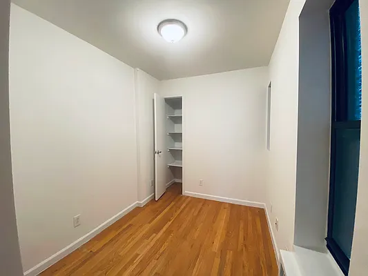 Rented by Bond New York | media 8