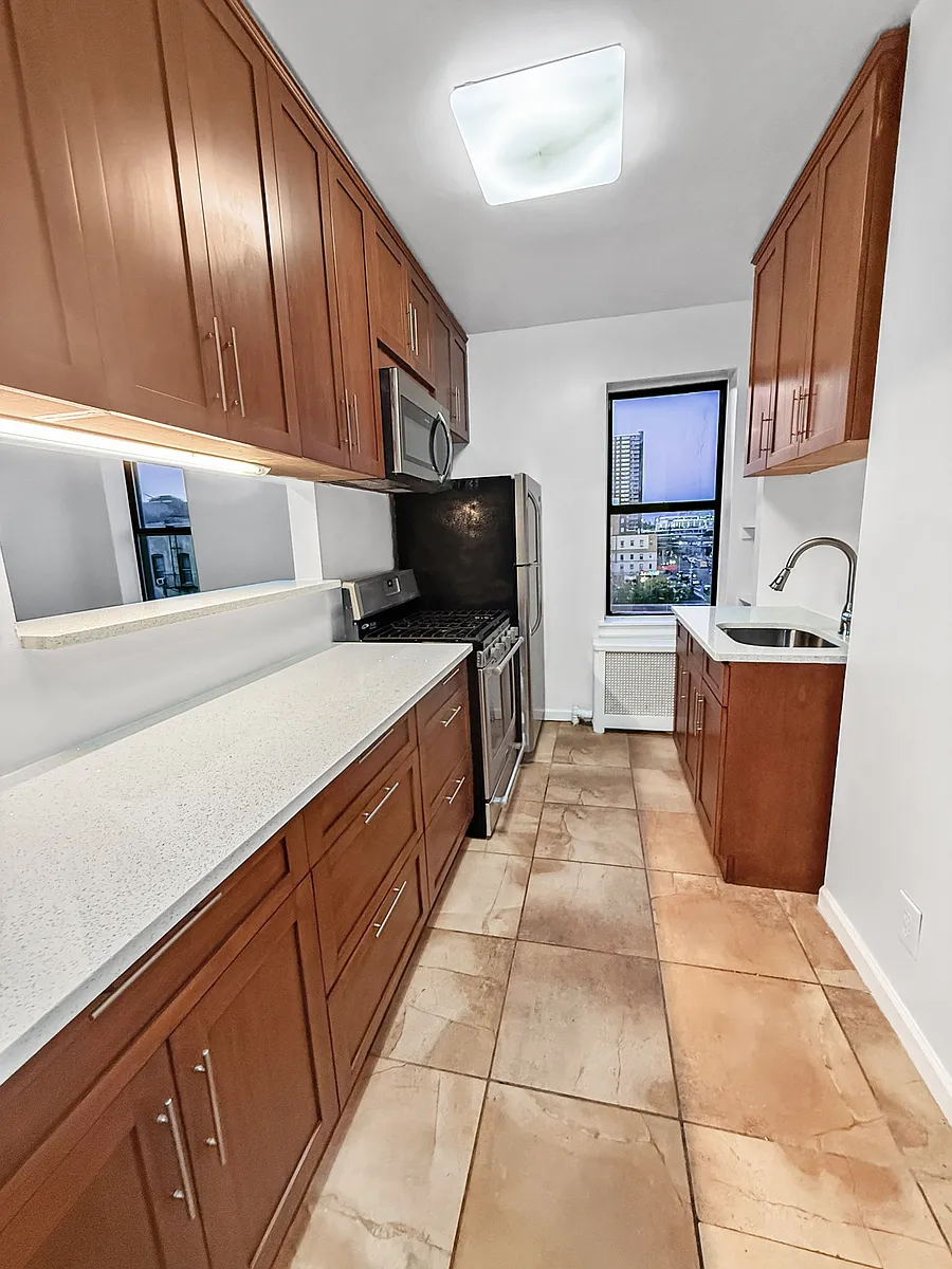 Building Photo - 101 W 143rd St #17