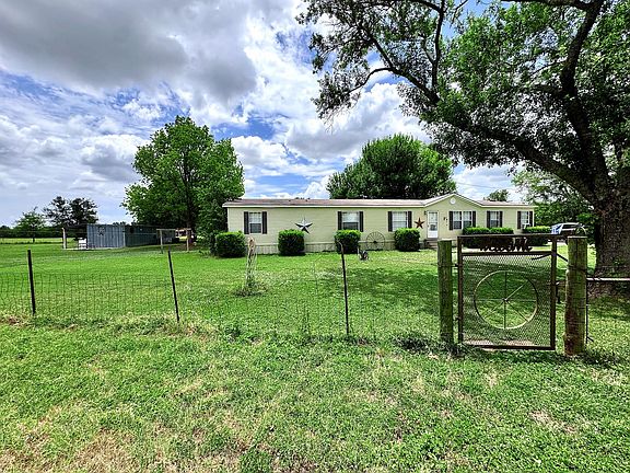 4th image of 2303 Webberwood Dr