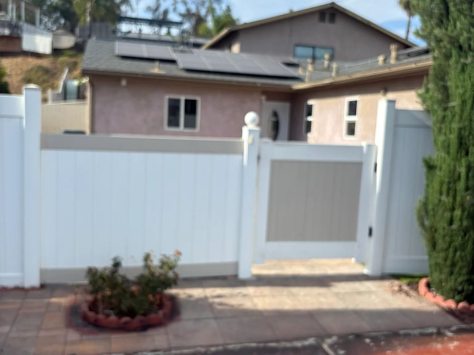 3 bed, 1400 sqft, $3,500 — Photo 3