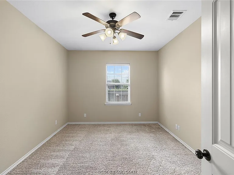 305 Capps Dr — Photo 23