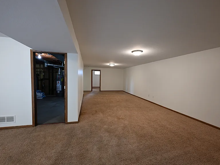 14429 Portland Ave — Photo 28