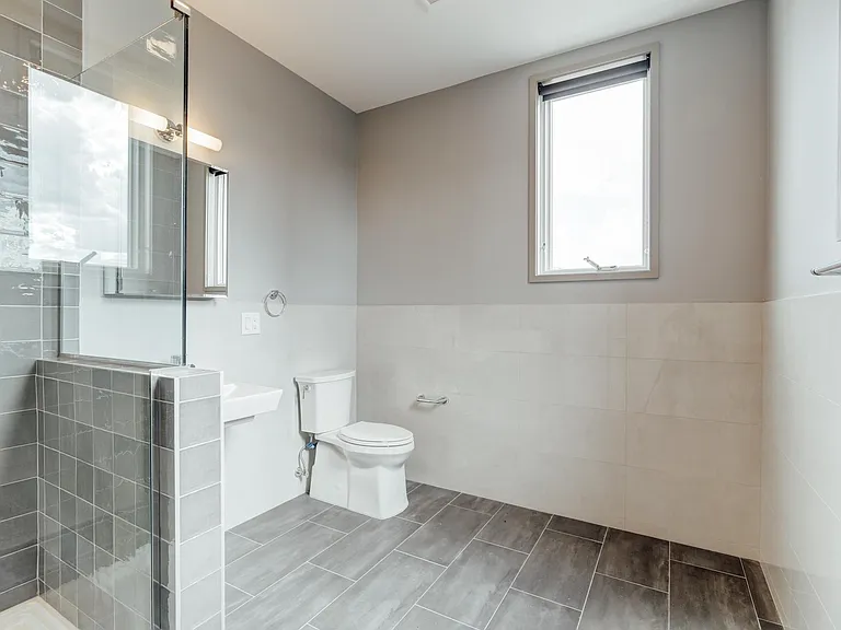 156 Brunswick St #5A — Photo 8