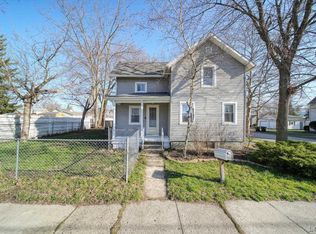 1025 Frank St, Adrian, MI 49221