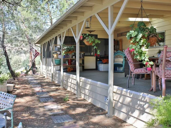 20 Homestead Ct, Wofford Heights, CA 93285