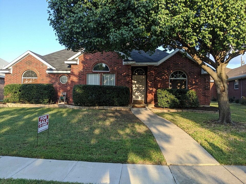 1st image of 705 Flagstone Way