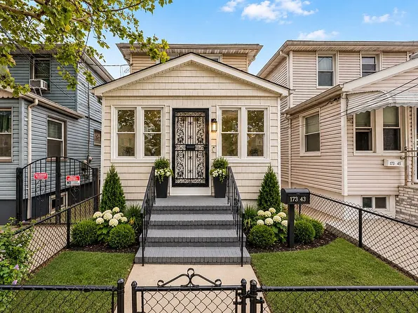 173-43 103rd Rd, Jamaica, NY 11433