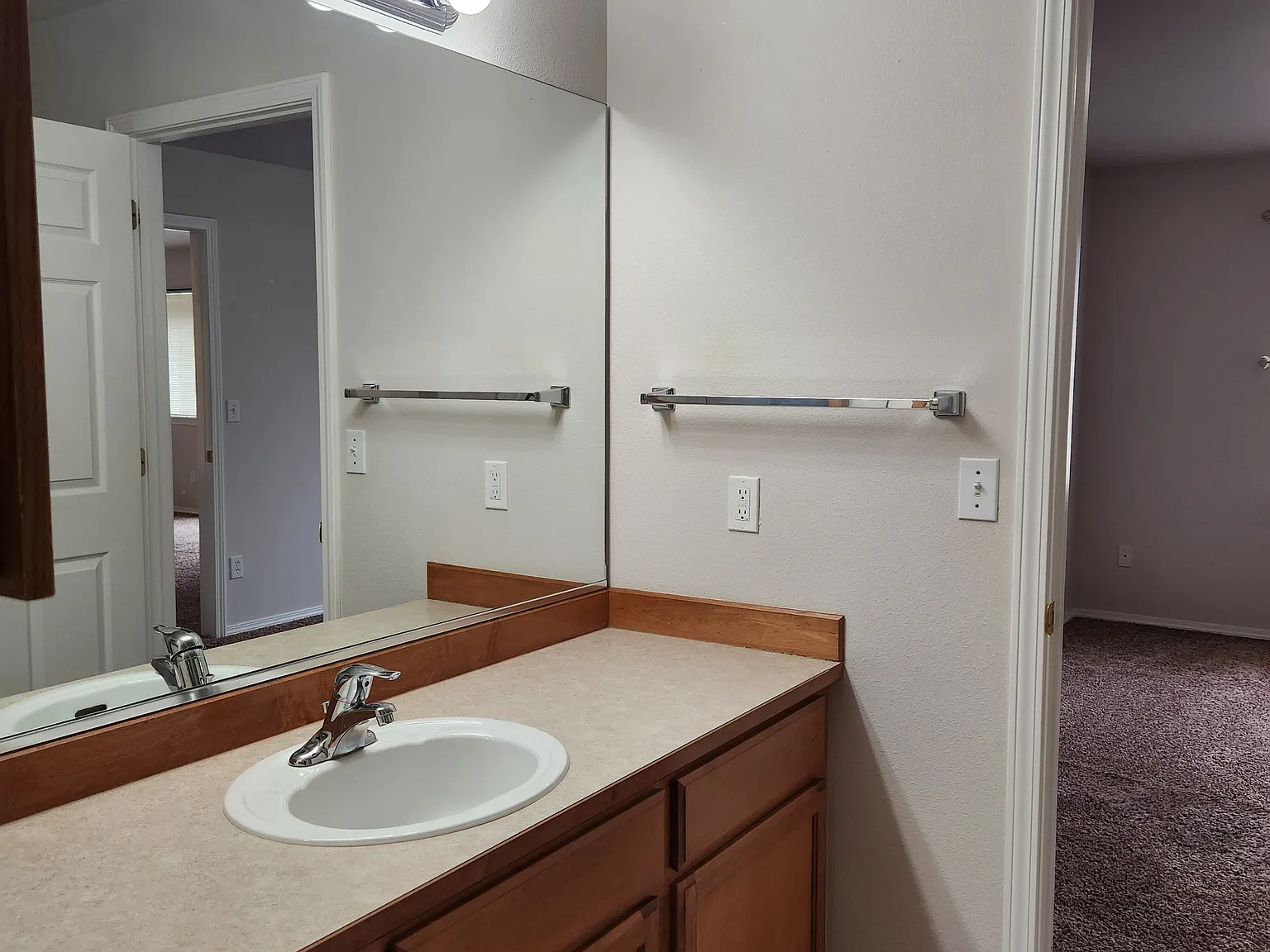 3 bed, 1531 sqft, $1,995 — Photo 3