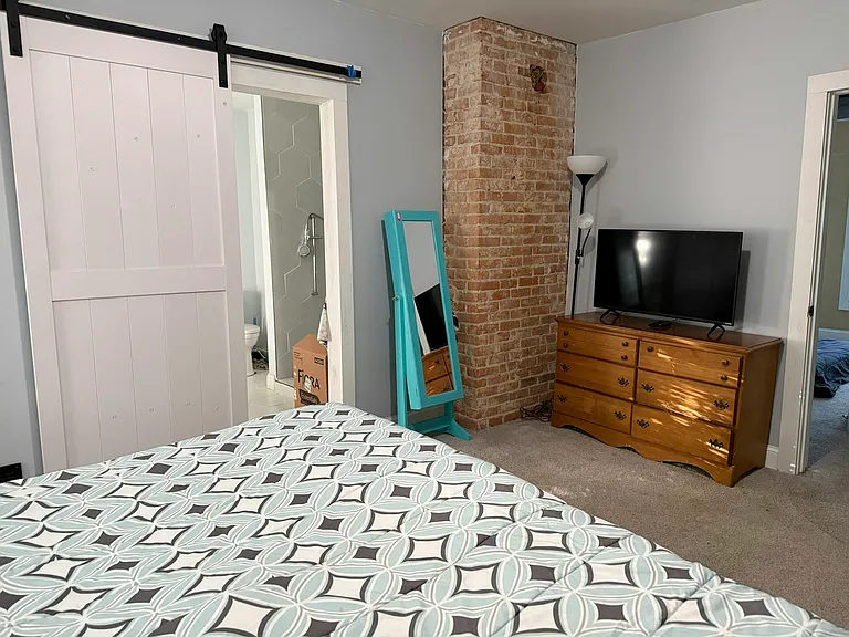409 E Porter St — Photo 18