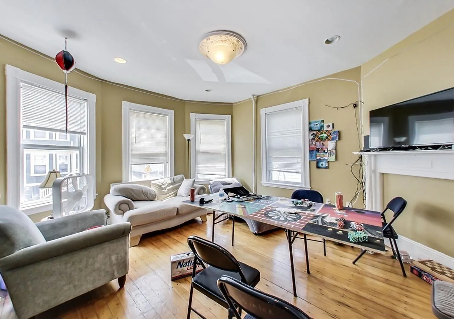 Mission Hill Area. Available September 1. Laundry , Central Heat, Deck, Eat-in Kitchen. — Photo 1