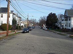2nd image of 460 E 35th St