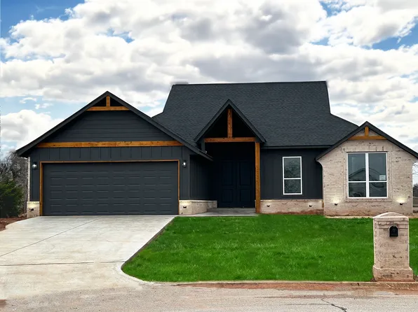 2319 Oakridge Dr, Purcell, OK 73080