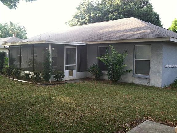 4th image of 2722 Bayview Dr