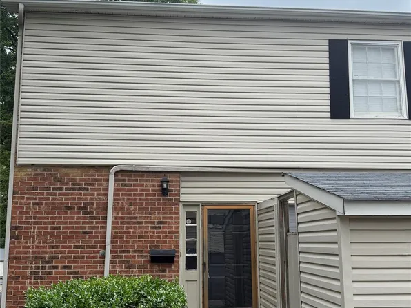 5939 Quail Hollow Rd, Charlotte, NC 28210