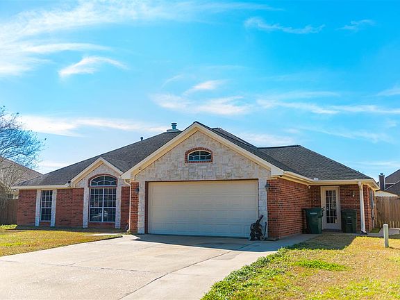 2nd image of 8065 Turnberry Cir