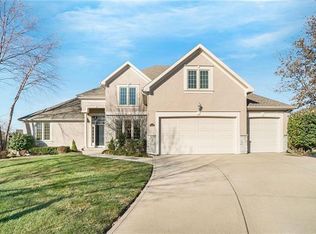 10108 N Chestnut Ct, Kansas City, MO 64155