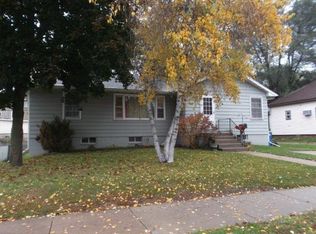 503 E Edgewater St, Portage, WI 53901