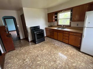 96 Darnell Rd, Huntington, WV 25705