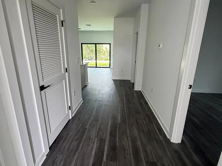 4503 28th St SW — Photo 3