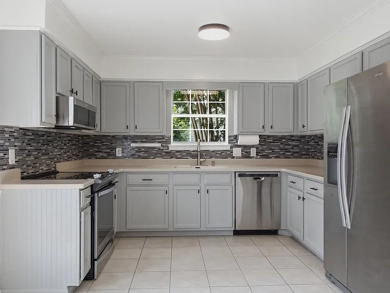 1236 Carriage Park Dr — Photo 11