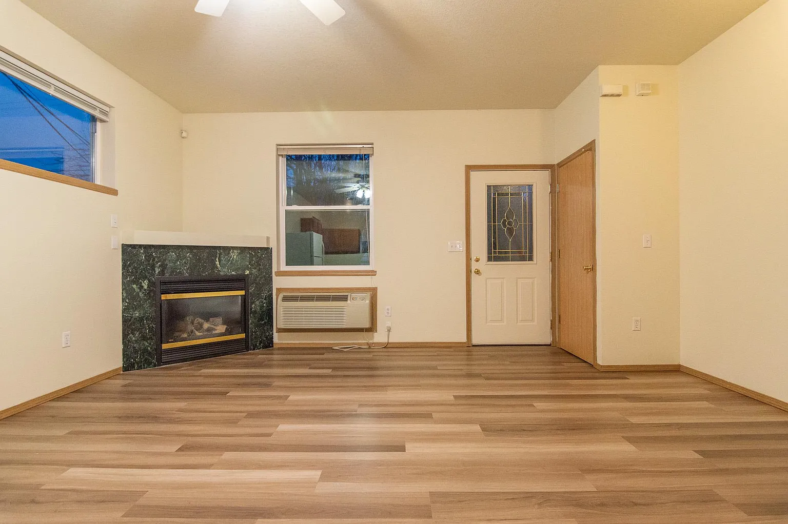 2020 NE Rodney Ave APT B photo 1