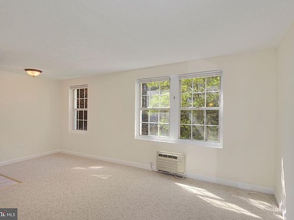 4th image of 3051 Idaho Ave NW APT 205