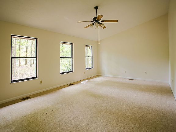 5th image of 2816 NW 16th Ave