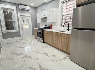 (Undisclosed Address), Staten Island, NY 10301