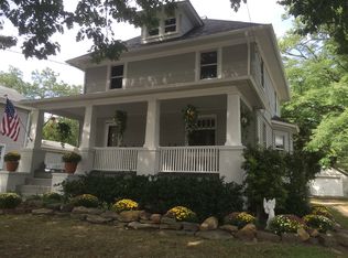 11 W Main St, Farmingdale, NJ 07727