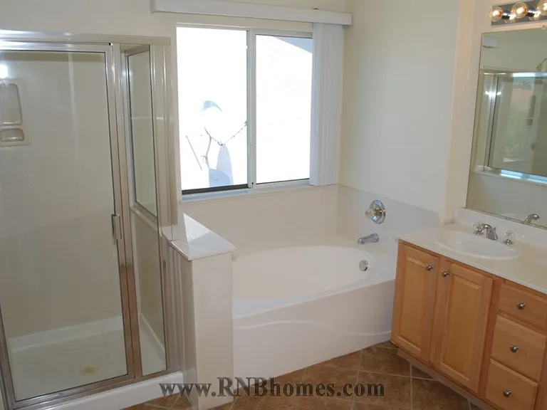 6301 Bluebill Ct — Photo 8