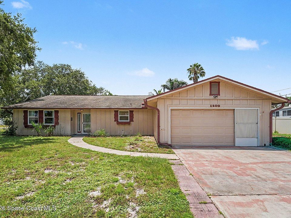 1st image of 1200 Palmdale Cir NE